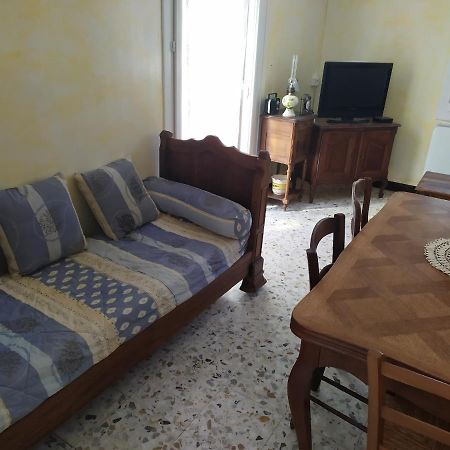 Les Mesanges Villa Le Chaffaut-Saint-Jurson ภายนอก รูปภาพ