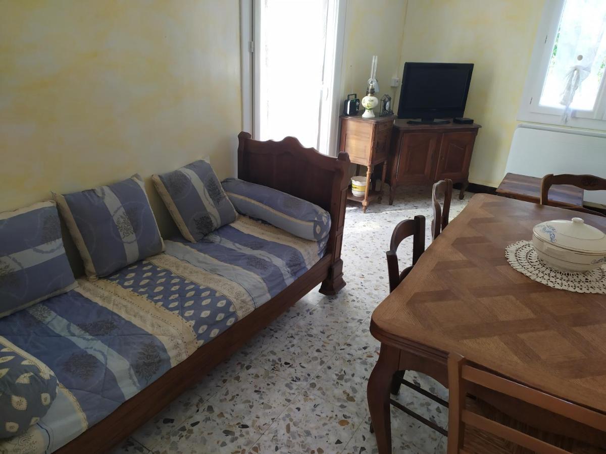 Les Mesanges Villa Le Chaffaut-Saint-Jurson ภายนอก รูปภาพ